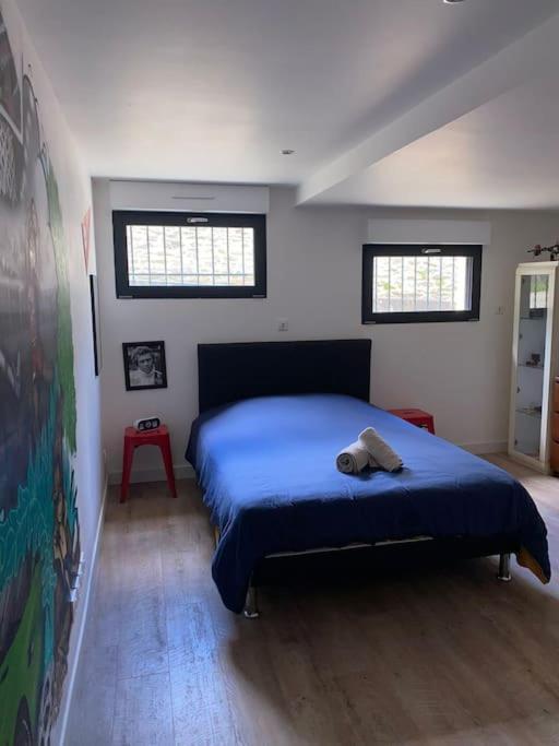 Loft Proche Centre Ville Hotes Habitant A L Etage Laval  Exterior photo